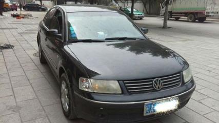 【福州二手車】2002年8月_二手大眾 帕薩特 1.8T 手動(dòng)天窗_價(jià)格3.5萬(wàn)元_華夏二手車網(wǎng)